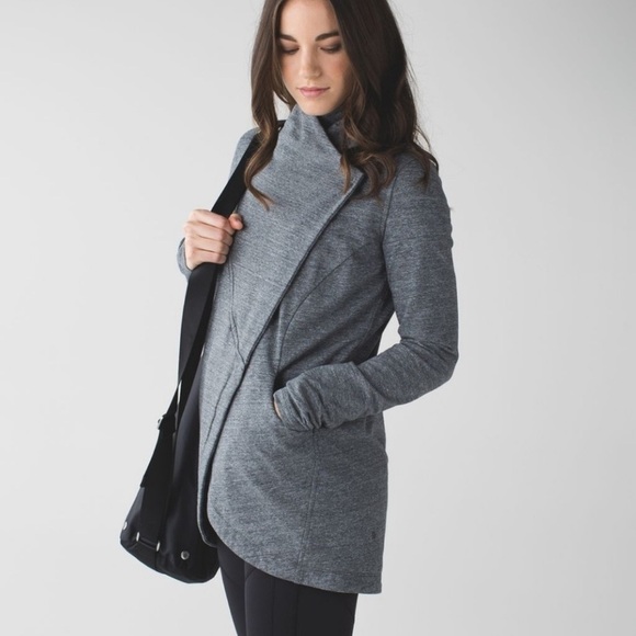 🍋 Lululemon That’s a Wrap - Picture 1 of 8